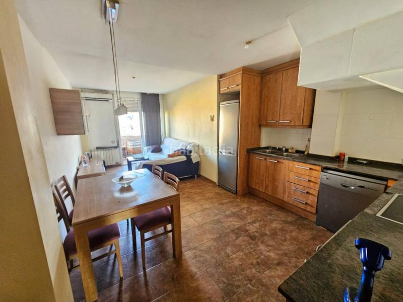 Foto 2fb39250-fea8-4449-923f-38bf614ecf9a. Dachwohnung mit heizung in Segle XX Terrassa