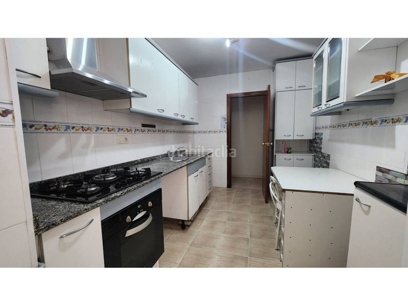 Foto 15036720-d90d-40af-8f64-ebc89e1de489. Pis amb calefacció aparcament a Roc Blanc Terrassa