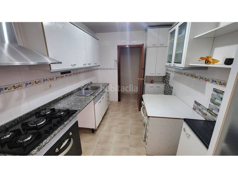 Foto 542258bd-82a0-4c2d-9965-34cb3788a068. Pis amb calefacció aparcament a Roc Blanc Terrassa