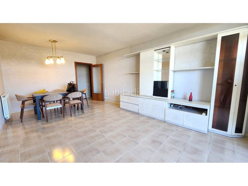 Foto 608296ec-4cd2-4b57-839b-43ca533eb744. Pis amb calefacció aparcament a Roc Blanc Terrassa