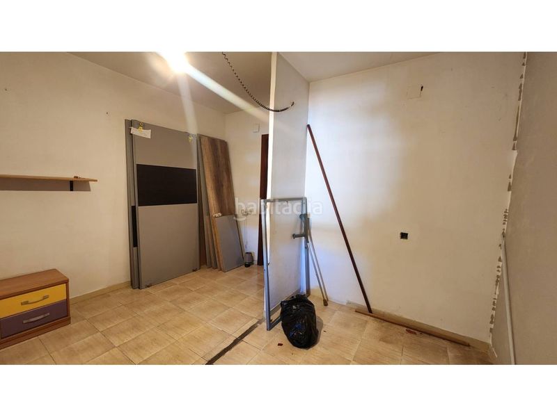 Foto 7a99cbce-4f6a-4918-8190-abf0bf941dfe. Pis amb calefacció aparcament a Roc Blanc Terrassa