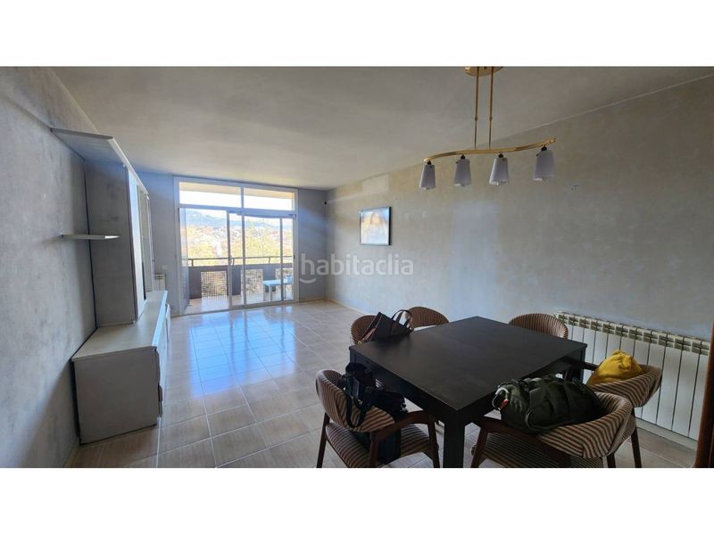 Foto 9e49c2d8-1c6c-4cdc-b06b-1187cf9c603e. Pis amb calefacció aparcament a Roc Blanc Terrassa