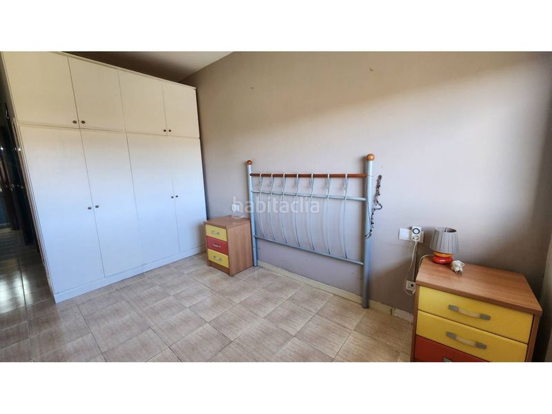 Foto a402f770-fc59-4359-80d6-1c06d1f7bac3. Pis amb calefacció aparcament a Roc Blanc Terrassa