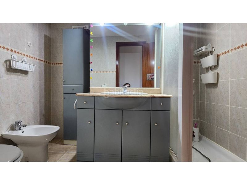 Foto ee01be55-6b05-4566-bd57-668f73cb3c76. Pis amb calefacció aparcament a Roc Blanc Terrassa