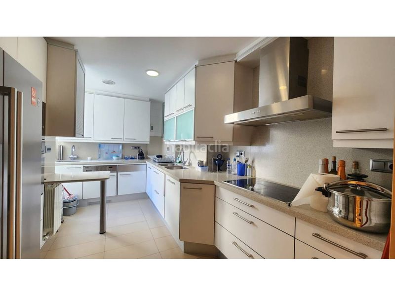 Foto 5834ab19-7714-4cbf-9cda-cbf3e0cfd4ad. Pis amb calefacció a Vallparadís - Antic Poble de Sant Pere Terrassa