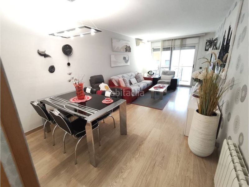 Foto 86cf2c8f-f1d4-4d2d-8546-63c9932abdbf. Pis amb calefacció aparcament a Mercat Rubí