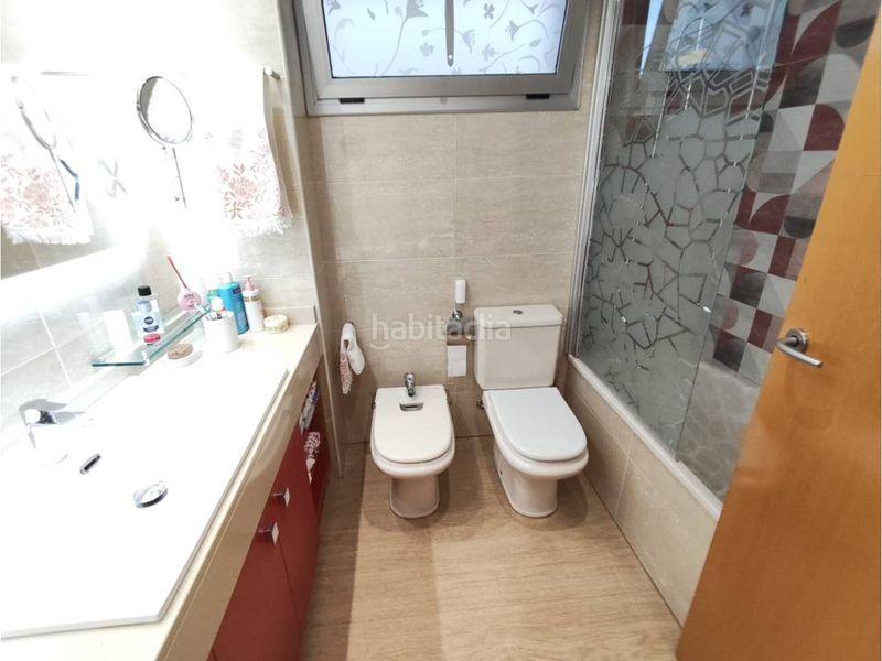 Foto ad2f9edd-37e9-46aa-8a7b-936db935a304. Pis amb calefacció aparcament a Mercat Rubí