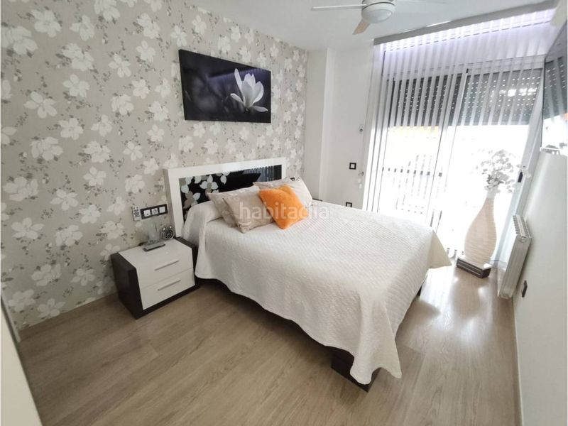 Foto e3df24d7-47fd-460c-a3f1-6a563ec36e94. Pis amb calefacció aparcament a Mercat Rubí