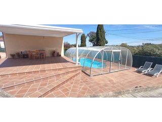 Casa en Montbarbat. Casa en venta en maçanet de la selva