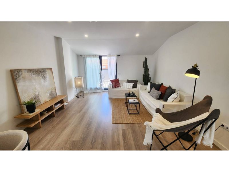 Foto 5d9a9bd8-1154-478d-abbb-c39e1e7233cb. Dúplex amb calefacció a San Pere Terrassa