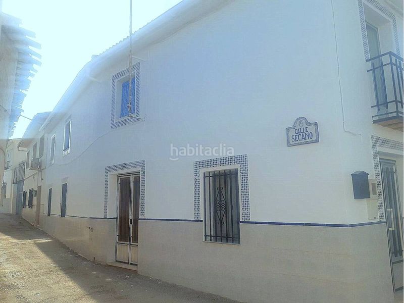 Foto 7c2d6c04-e3cc-4114-8501-7e01d485dfd7. Casa a Alcalá la Real
