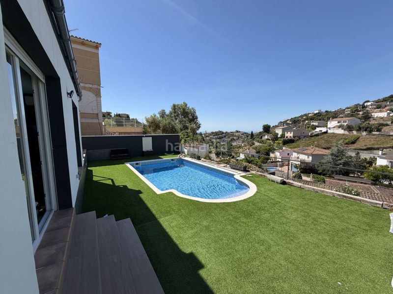 Foto 1460c32a-a7ec-46f6-9862-31ddacb4b43e. Casa descubre esta espectacular casa exclusiva en Segur de daltles brises43882 en Segur de Calafell