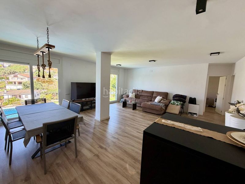 Foto 40a36e6d-657d-4870-8bc9-50e92af74337. Casa descubre esta espectacular casa exclusiva en Segur de daltles brises43882 en Segur de Calafell