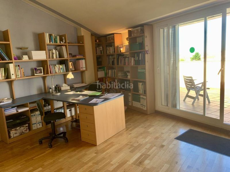 Foto bd176963-4a21-46fd-ad72-ef9cc1d2b33e. Àtic amb calefacció aparcament a Vallparadís - Antic Poble de Sant Pere Terrassa