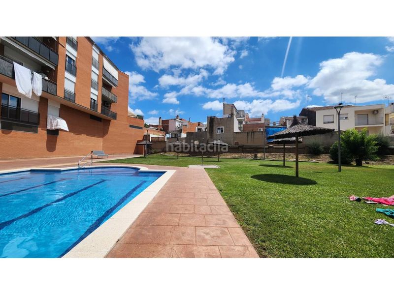 Foto 153e801c-df71-426c-90b4-e3ffff8824e3. Pis amb calefacció aparcament piscina a Zona Esportiva Terrassa
