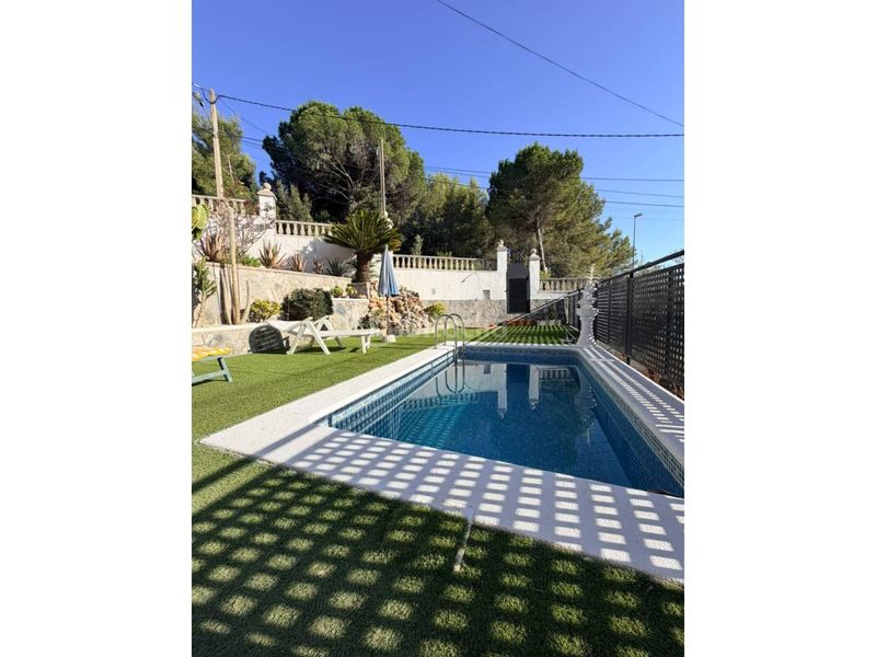 Foto ff8ff229-2d3f-4a31-b56d-206ce7884454. Casa amb calefacció aparcament piscina a Castellnou-Can Mir-Can Solà Rubí