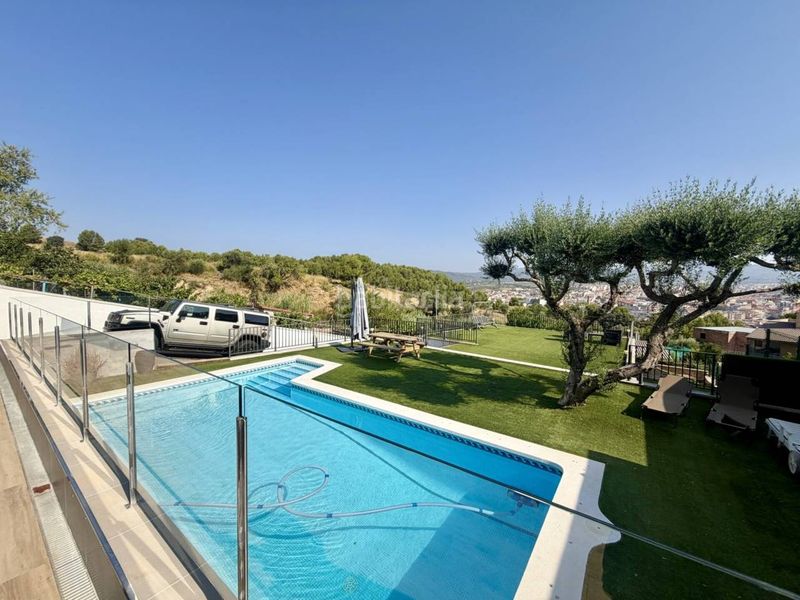 Foto 52474db9-2cf9-40b6-bc14-db9eab899d60. Casa amb calefacció piscina a Can Palet de Vista Alegre Terrassa