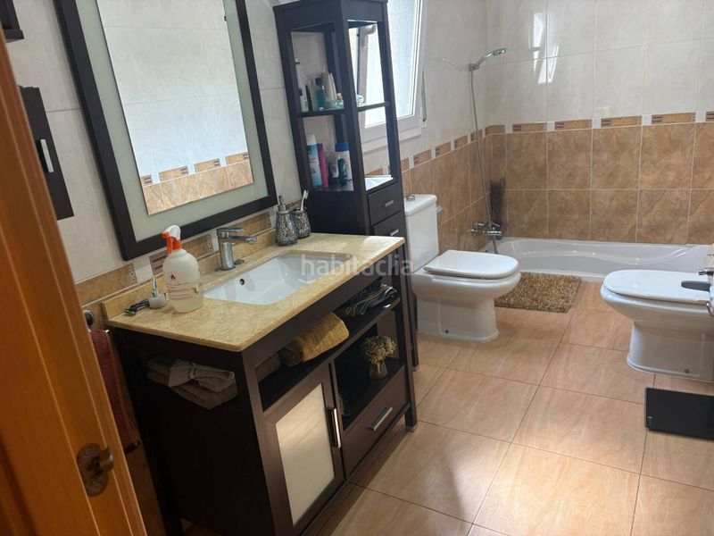 Foto 7a0938f8-9336-4a3d-bd84-a4cb1dbc6261. Casa amb calefacció aparcament piscina a Vacarisses
