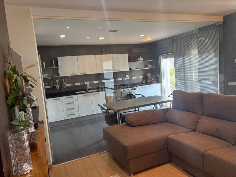 Foto afe4d192-f57e-4aee-8751-59b2208a12ac. Casa amb calefacció aparcament piscina a Vacarisses