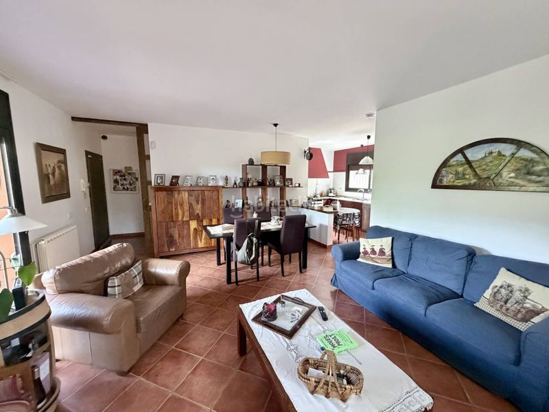 Foto 5835f032-5e34-4e32-a7d4-a918dfa1e699. Casa amb calefacció aparcament piscina a Vacarisses