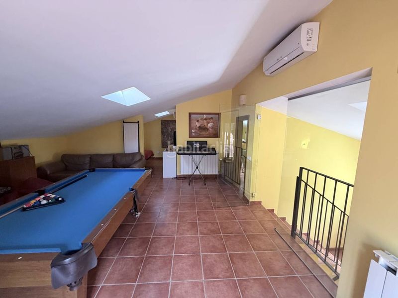 Foto 833c09ec-9b62-4558-b08c-279bb86b6356. Casa amb calefacció aparcament piscina a Vacarisses