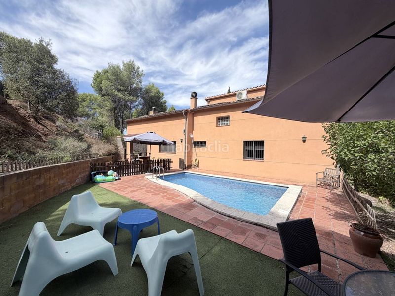 Foto b22c300e-542f-4b1f-8c81-4766dbb60fa7. Casa amb calefacció aparcament piscina a Vacarisses
