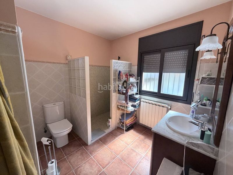 Foto de48b2bc-29b8-4d9b-a4f7-e129fe4a44c3. Casa amb calefacció aparcament piscina a Vacarisses