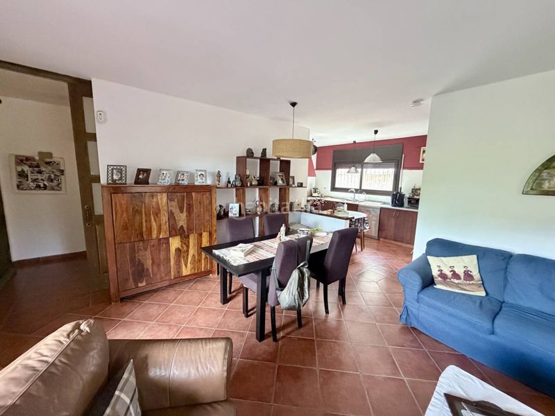 Foto e3996cd4-f413-485f-9ada-aa762aa37546. Casa amb calefacció aparcament piscina a Vacarisses