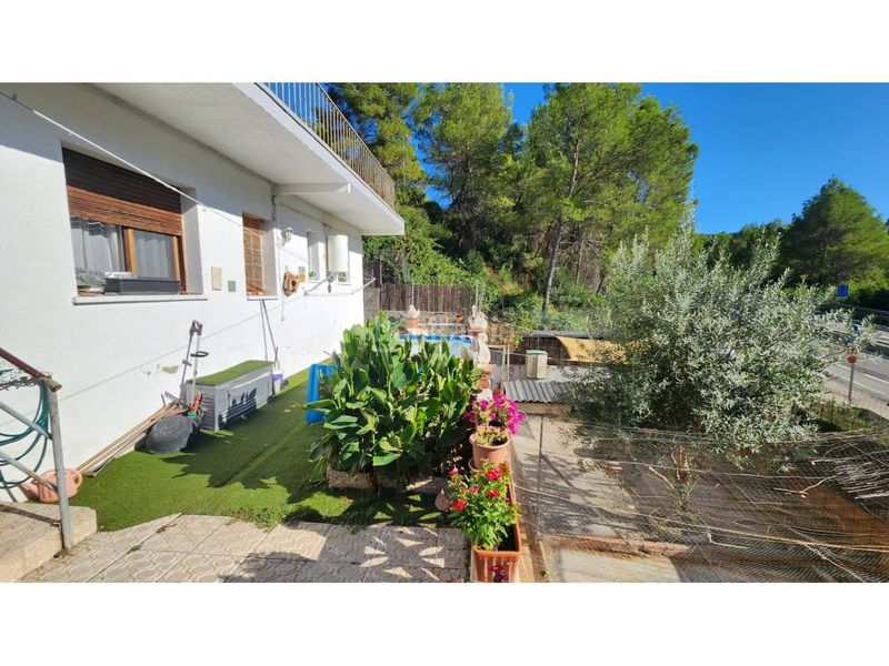 Foto c5557905-e259-457e-b2e9-6235ca5094fc. Casa amb calefacció aparcament a Vacarisses