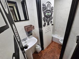 Local Comercial en Salvador. Traspaso en venta en madrid