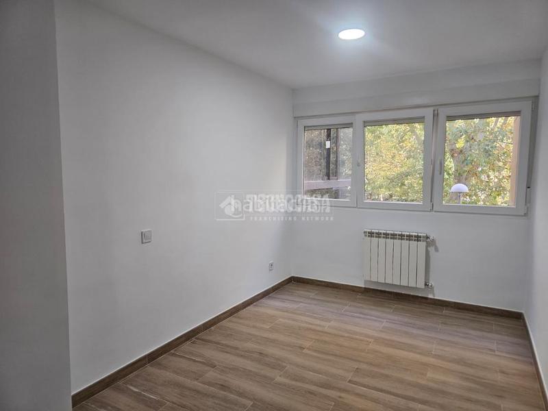 Foto 989c9129-7194-4c1c-a71e-037897639790. Location appartement avec chauffage dans Salvador Madrid