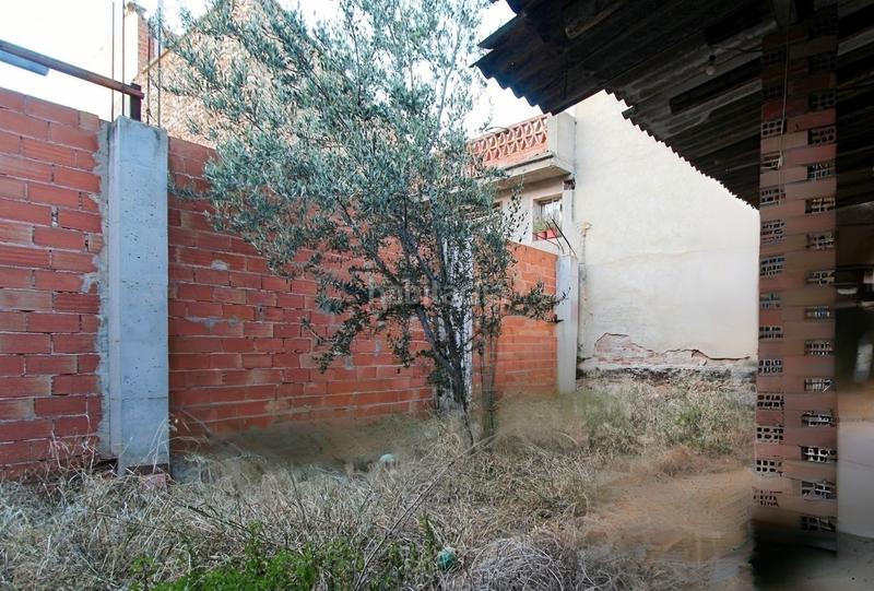 Foto 25f75c2a-4961-4a91-937d-a62d04da0a21. Terreno residenziale in calle proyecto 7 9 in Llombai