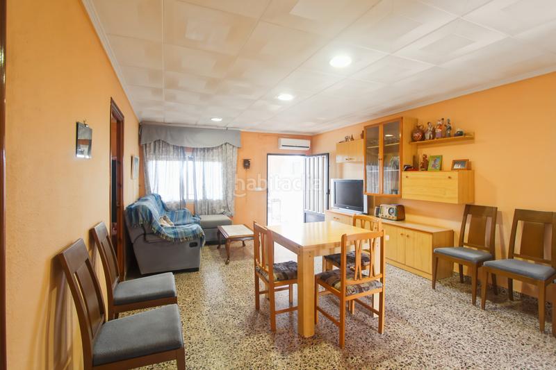 Foto 57ccbb36-233a-416d-a9c0-33cc059d2672. Chalet in n/a in Catadau