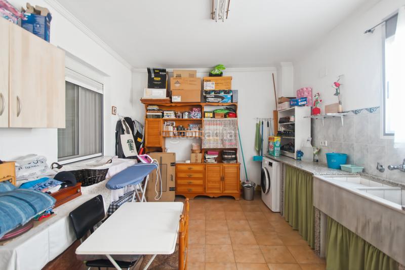 Foto 3a3c85c7-94ca-46b6-9152-42cfbf68d035. Piso gran piso de 186 m2 (valencia) en Catadau