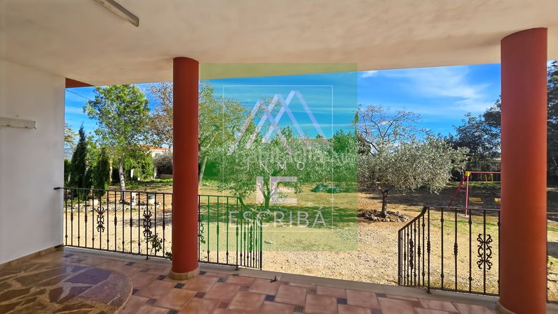 Foto 1540e46f-b124-44f7-8ef6-c9e311c09e06. Chalet in urbanizacion lloma molina 13 in Catadau
