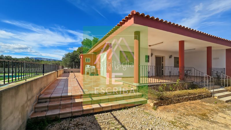 Foto 5610b820-c534-484a-8a3a-43b5c3c1b291. Chalet in urbanizacion lloma molina 13 in Catadau