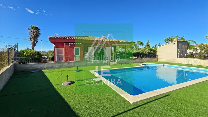 Foto 84ab1d40-e648-4e3b-b081-9c7601757aab. Chalet in urbanizacion lloma molina 13 in Catadau