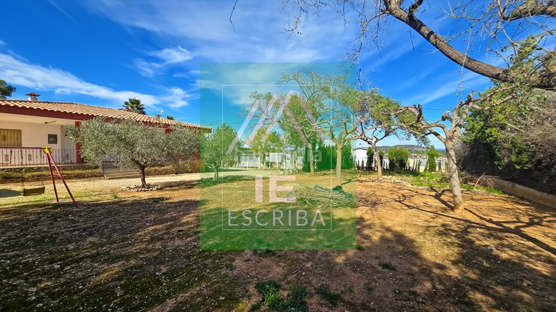 Foto c4b3ff1b-1da1-45ac-ac2c-fe5e35edcbe7. Chalet in urbanizacion lloma molina 13 in Catadau