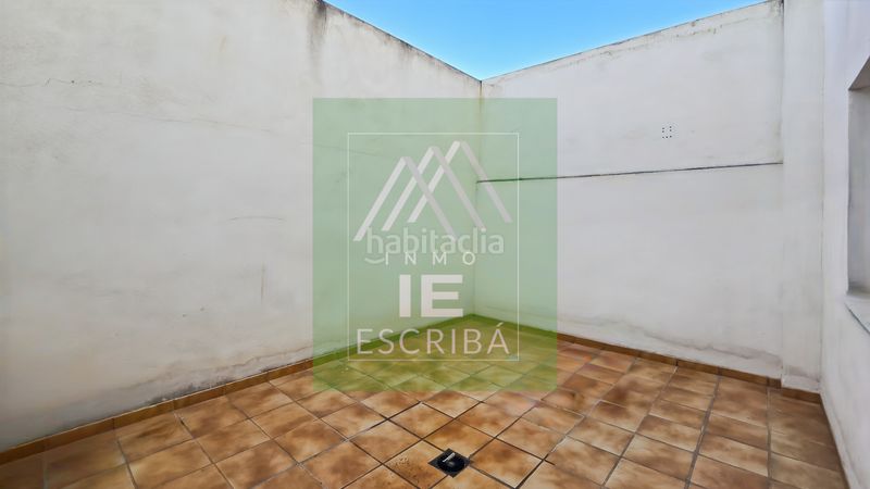 Foto af29cdc8-ce4c-43fe-8a42-ffa853a3edfd. Pis amb aparcament a Catadau