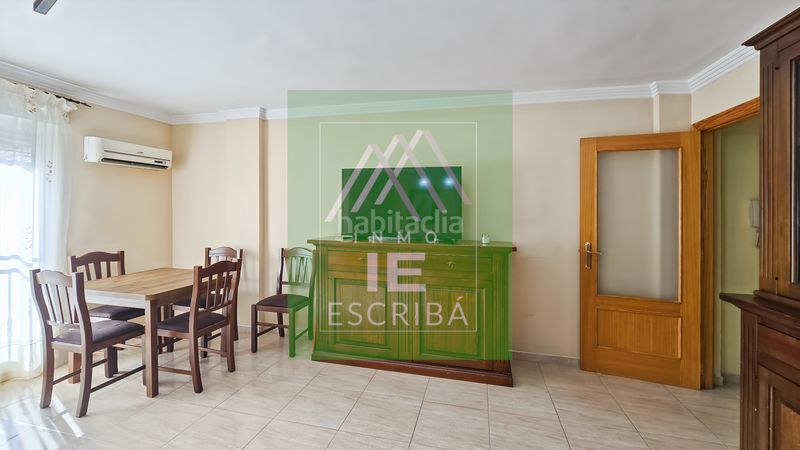 Foto d2cbfcb3-d3a9-43ee-8bde-5cf116f93e0a. Pis amb aparcament a Catadau