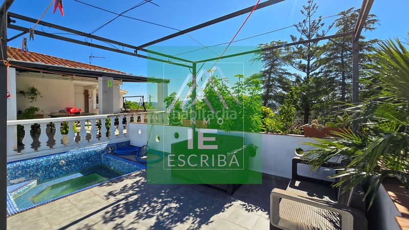 Foto 18e36ca7-df2d-4fee-9b30-d9cbe7afe7b1. Xalet amb xemeneia calefacció aparcament piscina a Catadau