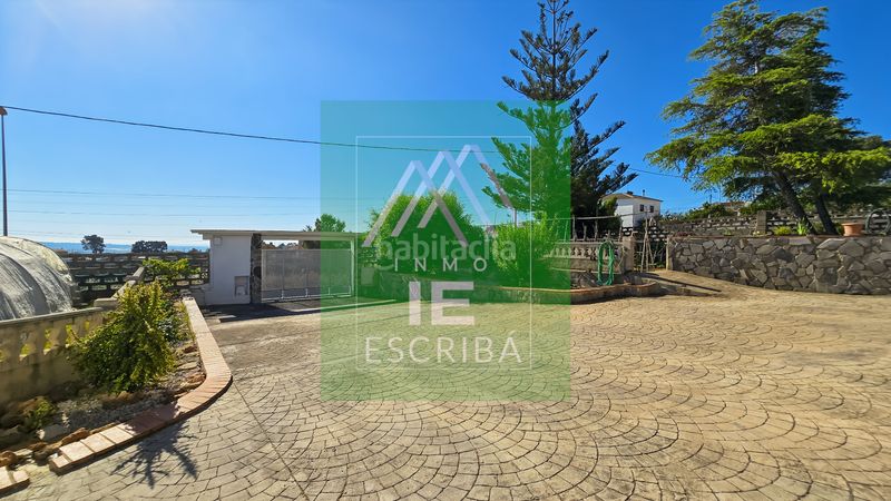 Foto a91017df-db67-480b-b73c-0e7338f71a6e. Xalet amb xemeneia calefacció aparcament piscina a Catadau