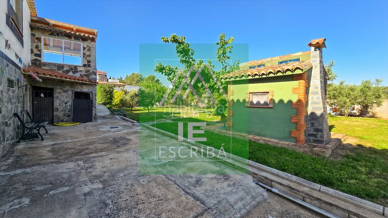 Foto b07186ae-0a2b-496a-9bee-6cb75a308645. Xalet amb xemeneia calefacció aparcament piscina a Catadau
