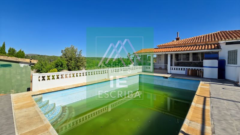 Foto caa251b1-f84d-48e8-9161-c71c1120e347. Xalet amb xemeneia calefacció aparcament piscina a Catadau
