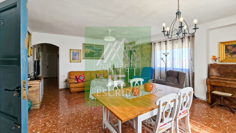 Foto e2a40187-d0eb-4f06-a058-175ce39f57e6. Xalet amb xemeneia calefacció aparcament piscina a Catadau