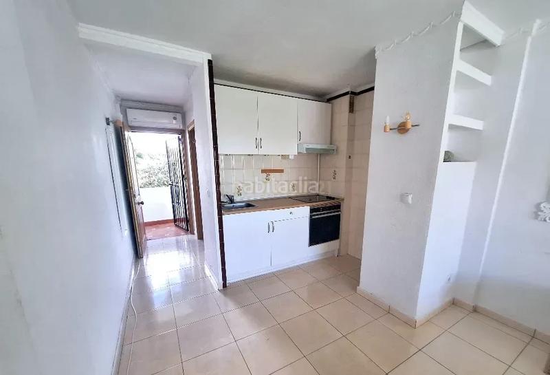 Foto 4122e11d-f2ad-4151-881d-e222e8714032. Appartamento con piscina in Calahonda Mijas