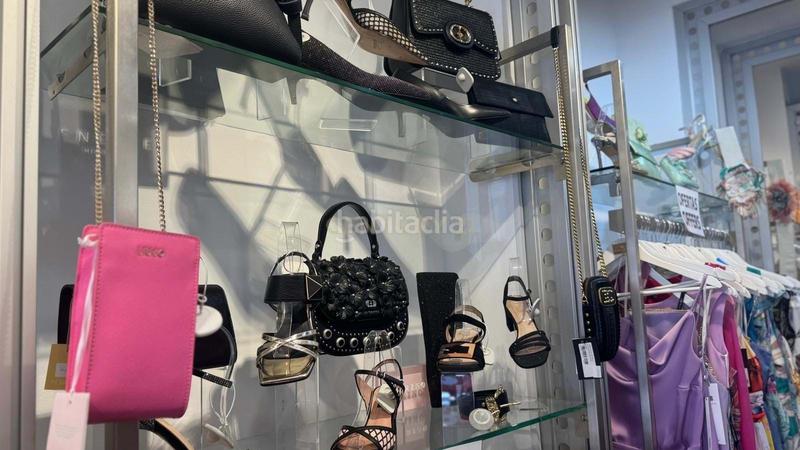 Foto d79a5c89-8228-4030-a0f8-361269f4bbd8. Local comercial en Puerto Deportivo Fuengirola