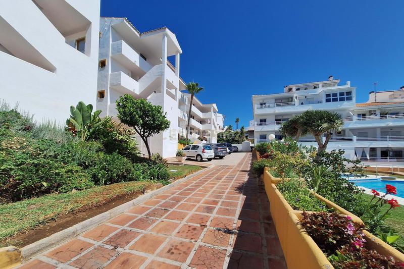 Foto f9fdf75a-b5a9-467f-93cf-e8b49a31bc63. Piso en Riviera del Sol Mijas