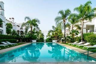 Pis a Calle lago de los cisnes, 1, marbella, spain