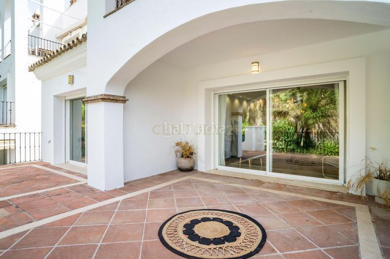 Foto 57119f4d-b49a-4282-ae6a-df6379595b9c. Piso en calle lago de los cisnes en Nagüeles Alto Marbella